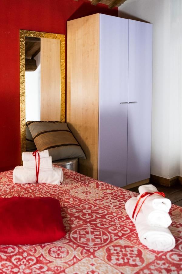 L'Ippogrifo Apartment Ferrara Ngoại thất bức ảnh