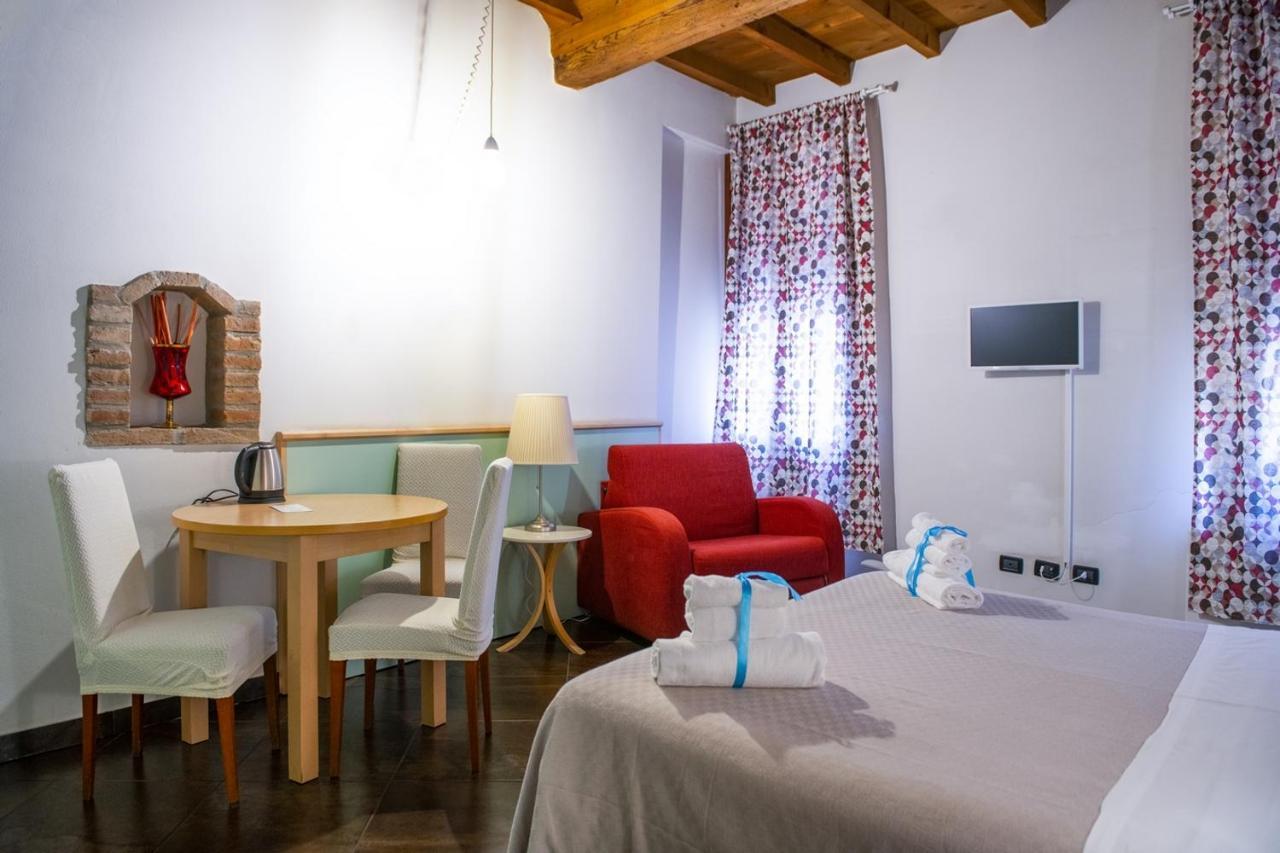 L'Ippogrifo Apartment Ferrara Ngoại thất bức ảnh
