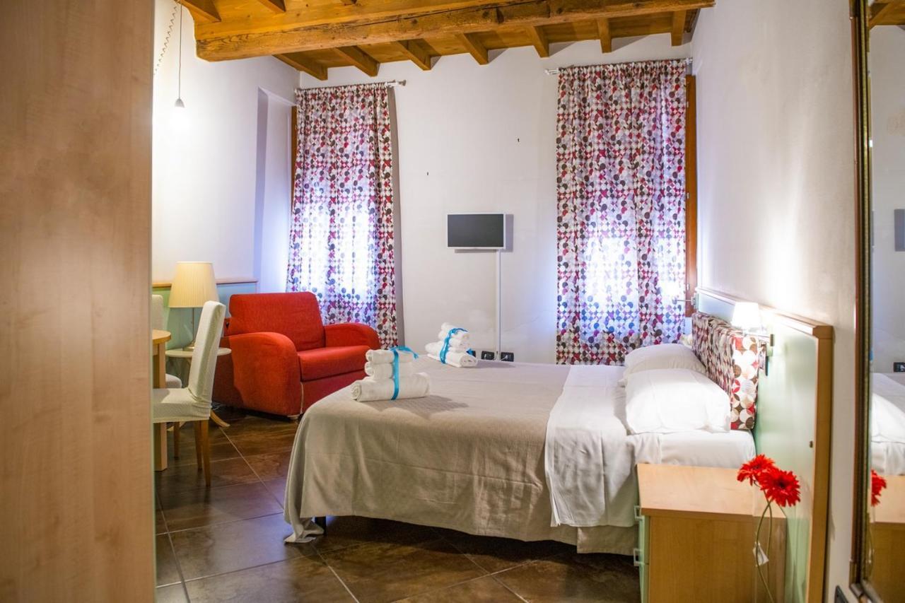L'Ippogrifo Apartment Ferrara Ngoại thất bức ảnh